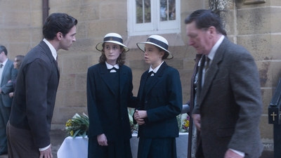A_Place_To_Call_Home_S06E03_mkv4318.jpg