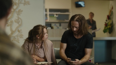 Upright_S01E01_mkv0775.jpg