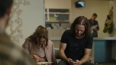 Upright_S01E01_mkv0777.jpg