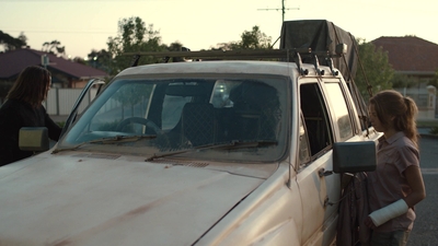 Upright_S01E01_mkv1651.jpg