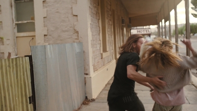 Upright_S01E02_mkv2374.jpg