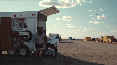 Upright_S01E06_mkv4734.jpg