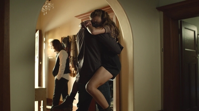 Upright_S01E08_mkv8145.jpg
