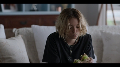 Upright_S02E01_mkv1130.jpg