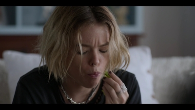 Upright_S02E01_mkv1163.jpg