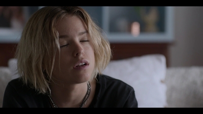 Upright_S02E01_mkv1285.jpg