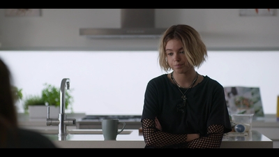Upright_S02E01_mkv1366.jpg