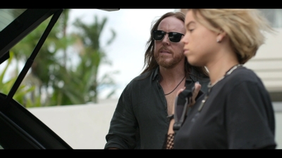 Upright_S02E01_mkv1532.jpg