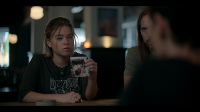Upright_S02E02_mkv2002.jpg