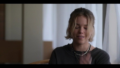 Upright_S02E02_mkv2419.jpg