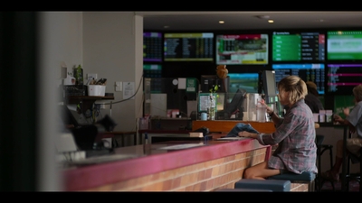 Upright_S02E03_mkv3944.jpg
