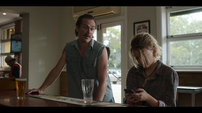 Upright_S02E03_mkv4075.jpg