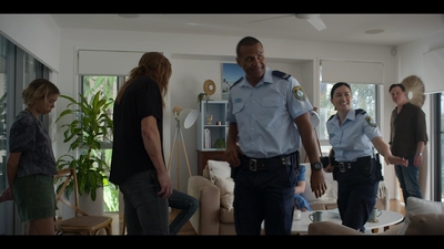 Upright_S02E08_mkv4045.jpg