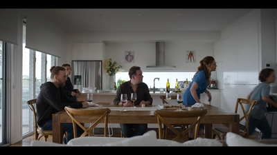 Upright_S02E08_mkv4345.jpg