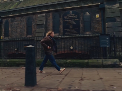 2023-01-17_-_Noel_Gallaghers_High_Flying_Birds_-_Easy_Now_mp40353.jpg