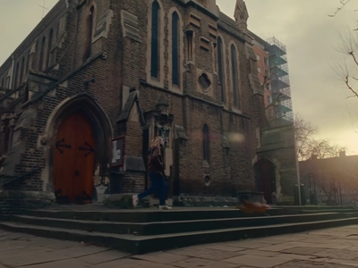 2023-01-17_-_Noel_Gallaghers_High_Flying_Birds_-_Easy_Now_mp40358.jpg