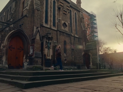2023-01-17_-_Noel_Gallaghers_High_Flying_Birds_-_Easy_Now_mp40359.jpg