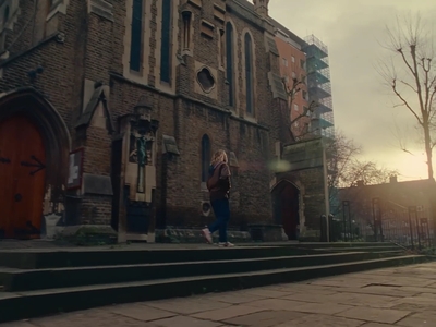2023-01-17_-_Noel_Gallaghers_High_Flying_Birds_-_Easy_Now_mp40360.jpg