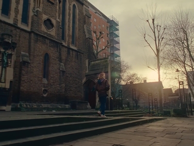 2023-01-17_-_Noel_Gallaghers_High_Flying_Birds_-_Easy_Now_mp40363.jpg