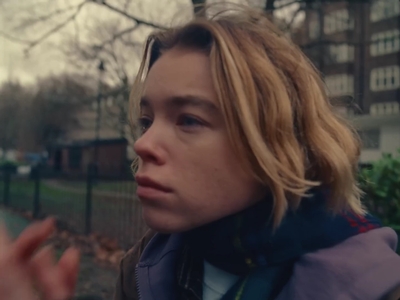 2023-01-17_-_Noel_Gallaghers_High_Flying_Birds_-_Easy_Now_mp40378.jpg