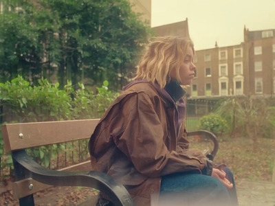 2023-01-17_-_Noel_Gallaghers_High_Flying_Birds_-_Easy_Now_mp40386.jpg