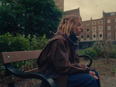 2023-01-17_-_Noel_Gallaghers_High_Flying_Birds_-_Easy_Now_mp40387.jpg