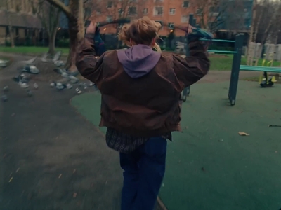 2023-01-17_-_Noel_Gallaghers_High_Flying_Birds_-_Easy_Now_mp40422.jpg