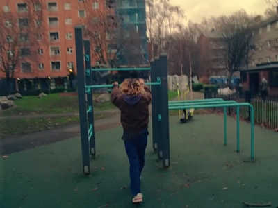 2023-01-17_-_Noel_Gallaghers_High_Flying_Birds_-_Easy_Now_mp40428.jpg