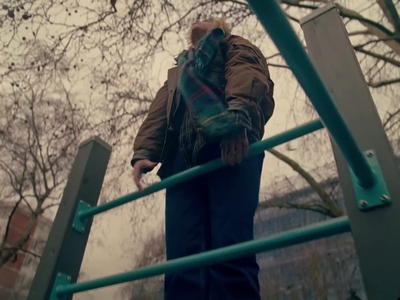 2023-01-17_-_Noel_Gallaghers_High_Flying_Birds_-_Easy_Now_mp40435.jpg