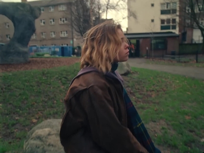2023-01-17_-_Noel_Gallaghers_High_Flying_Birds_-_Easy_Now_mp40453.jpg