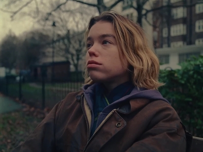 2023-01-17_-_Noel_Gallaghers_High_Flying_Birds_-_Easy_Now_mp40475.jpg