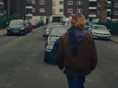 2023-01-17_-_Noel_Gallaghers_High_Flying_Birds_-_Easy_Now_mp40580.jpg