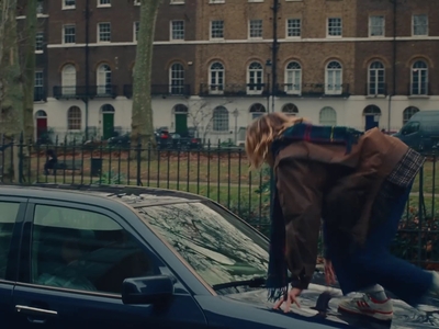 2023-01-17_-_Noel_Gallaghers_High_Flying_Birds_-_Easy_Now_mp40598.jpg