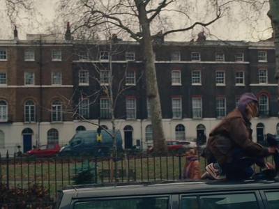2023-01-17_-_Noel_Gallaghers_High_Flying_Birds_-_Easy_Now_mp40627.jpg