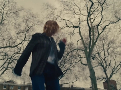 2023-01-17_-_Noel_Gallaghers_High_Flying_Birds_-_Easy_Now_mp40653.jpg
