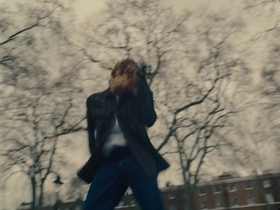 2023-01-17_-_Noel_Gallaghers_High_Flying_Birds_-_Easy_Now_mp40656.jpg