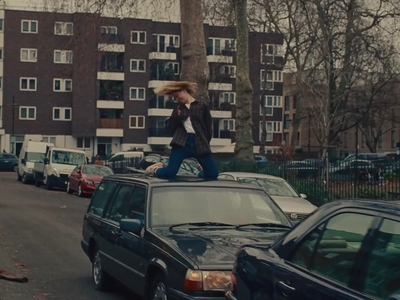 2023-01-17_-_Noel_Gallaghers_High_Flying_Birds_-_Easy_Now_mp40668.jpg
