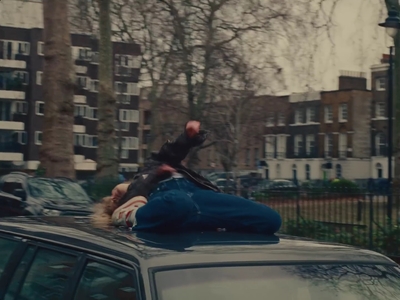 2023-01-17_-_Noel_Gallaghers_High_Flying_Birds_-_Easy_Now_mp40673.jpg