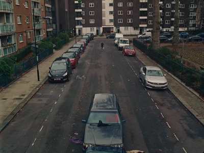 2023-01-17_-_Noel_Gallaghers_High_Flying_Birds_-_Easy_Now_mp40699.jpg