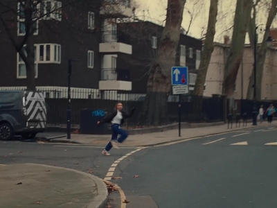 2023-01-17_-_Noel_Gallaghers_High_Flying_Birds_-_Easy_Now_mp40706.jpg