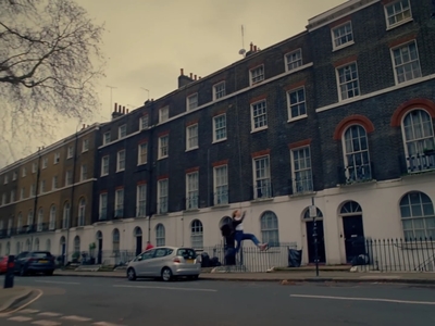 2023-01-17_-_Noel_Gallaghers_High_Flying_Birds_-_Easy_Now_mp40739.jpg