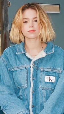 2022-12-22_-_Calvin_Klein_mp40035.jpg
